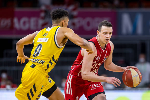 经验传递给 经验传递给