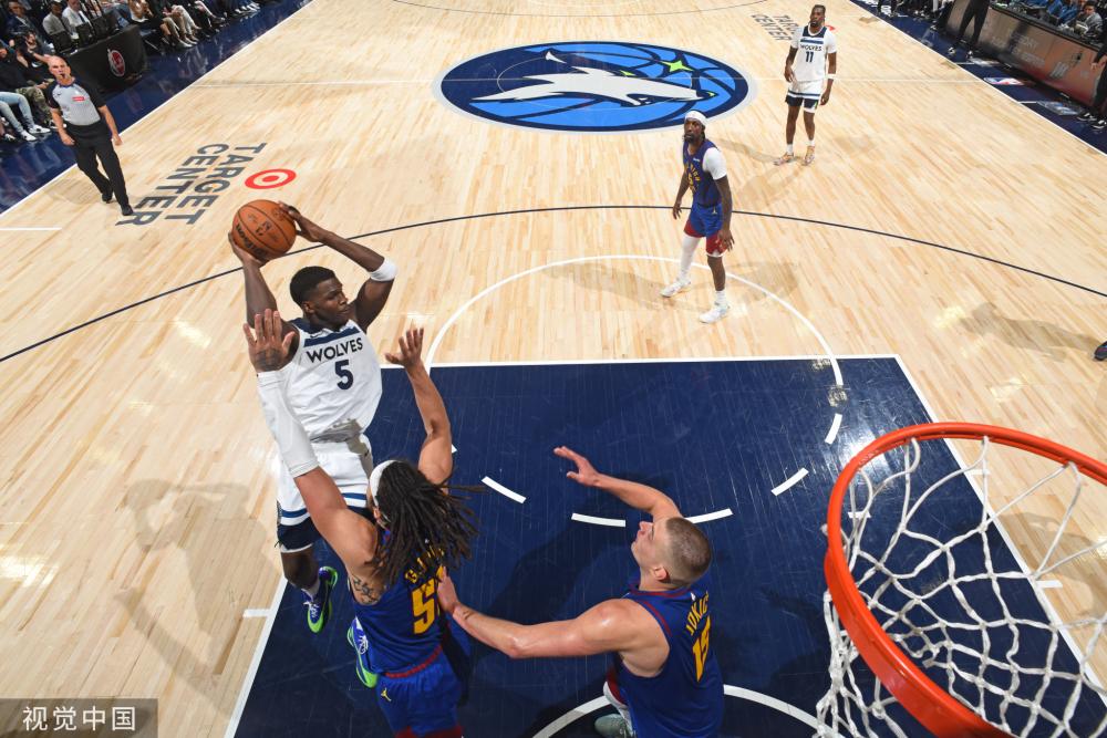 其强大的底 其强大的底