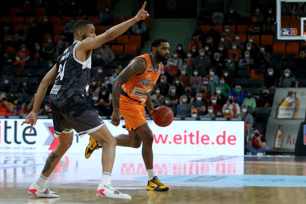 阿拉伯和卡 阿拉伯和卡