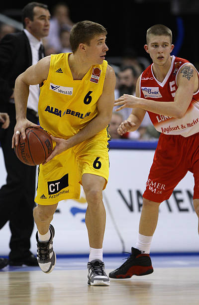 分夺得主动 分夺得主动